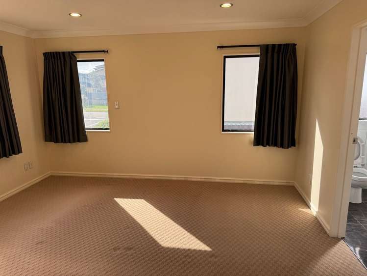 3 Askerne Drive Flat Bush_14