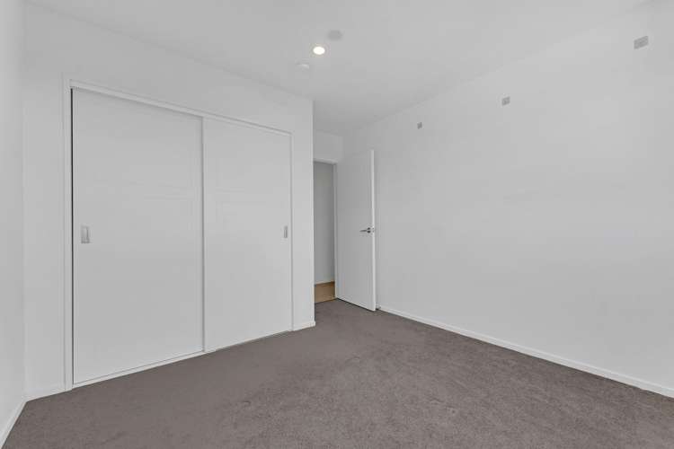201/318 Wairau Road Glenfield_12