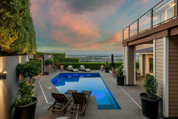 3 Roystone Way Huntsbury_3