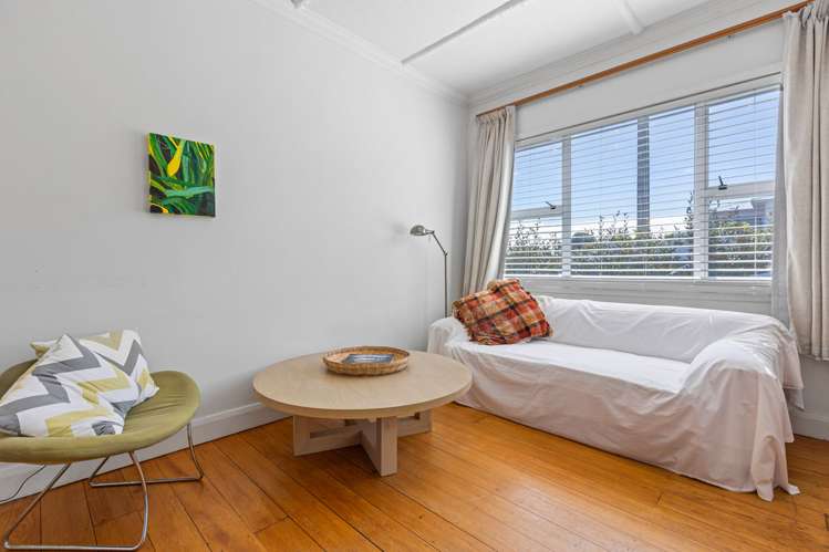 84 Gover Street New Plymouth Central_5