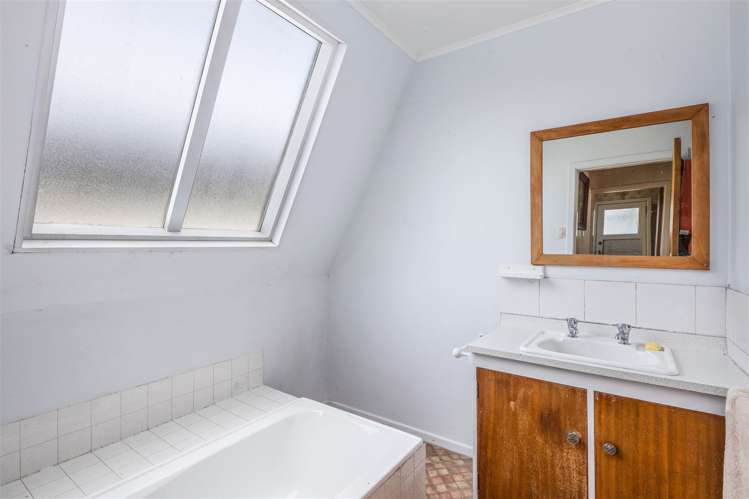 21 Tarawera Road Johnsonville_10