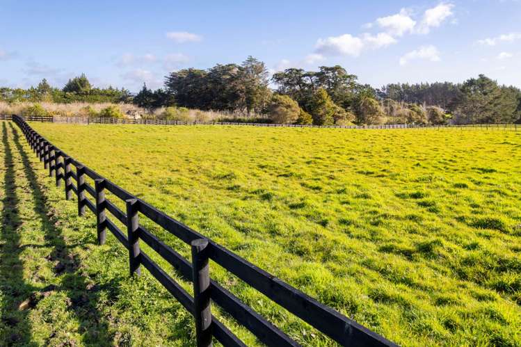 93 Nixon Road Taupaki_5