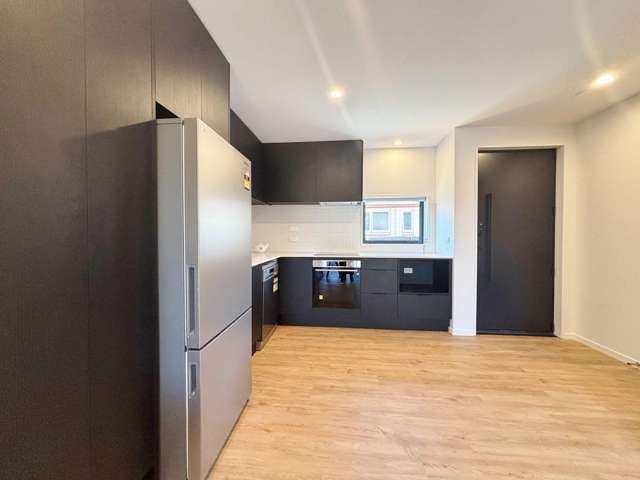 7/427 Worcester St Linwood_3