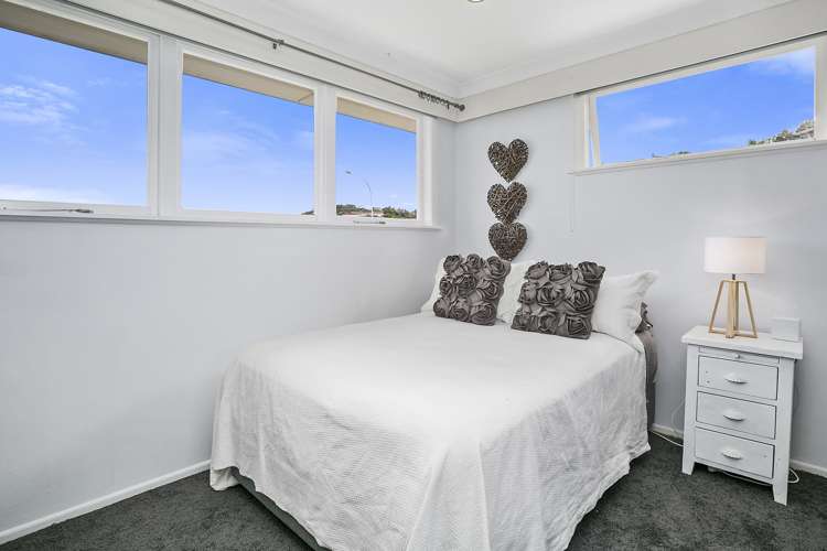 220 Dowse Drive Maungaraki_7