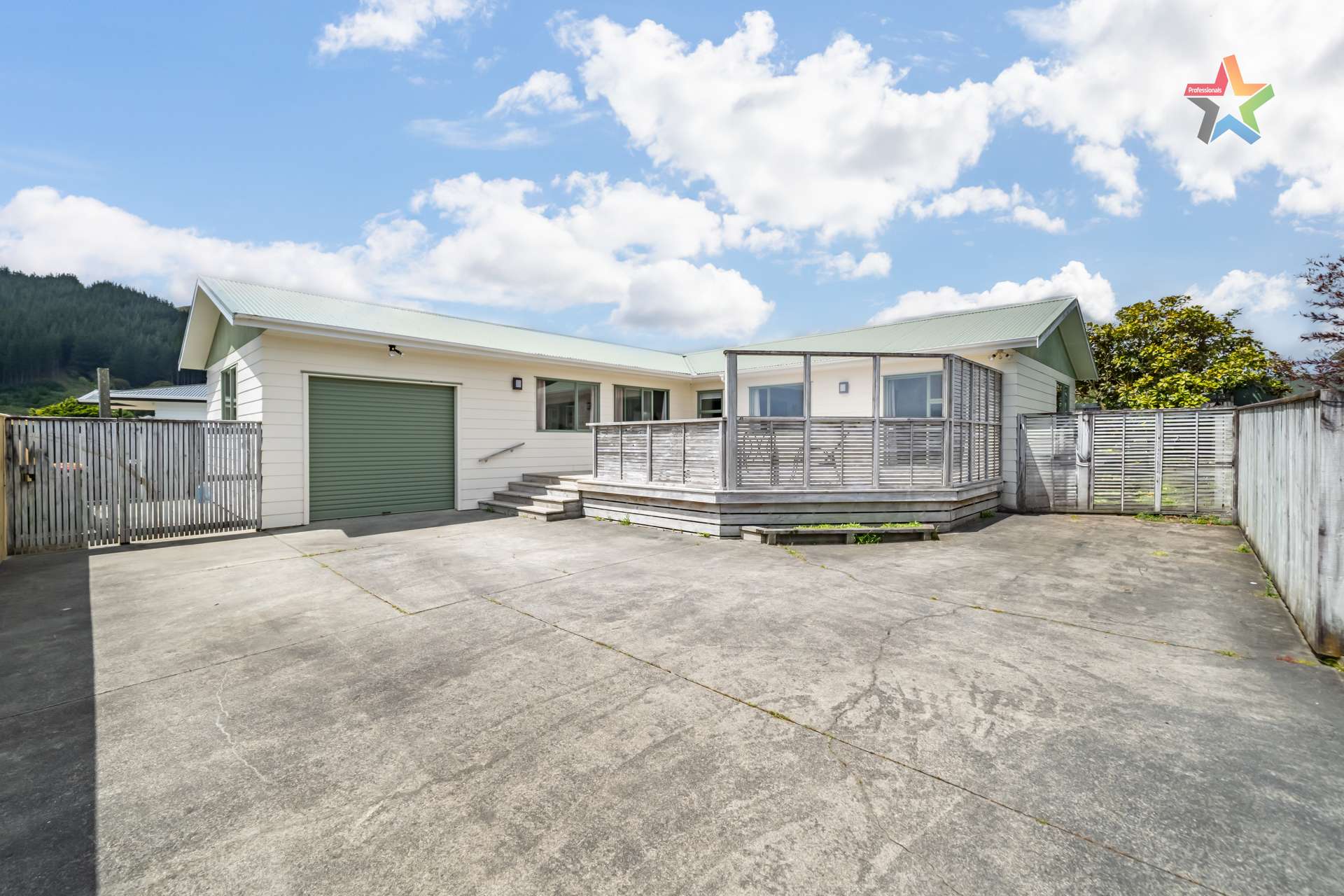 5a Kilkenny Grove Wainuiomata_0