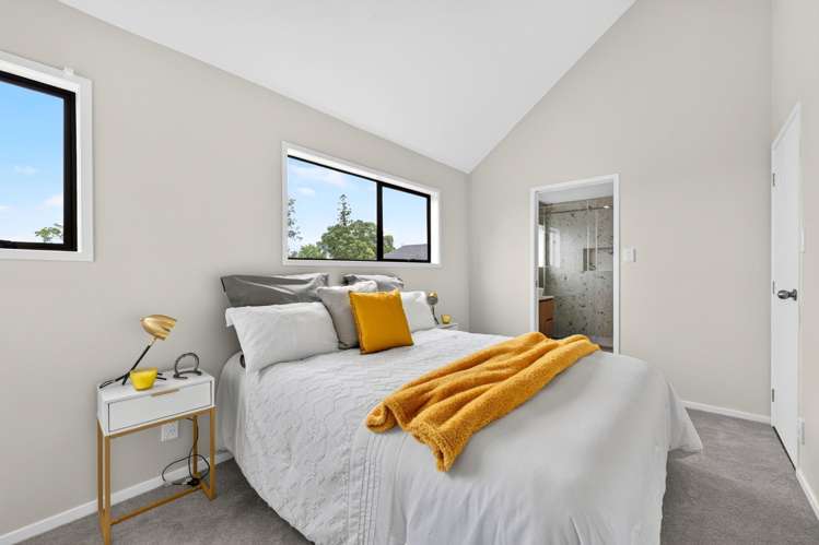 4 Cyclarama Crescent_5