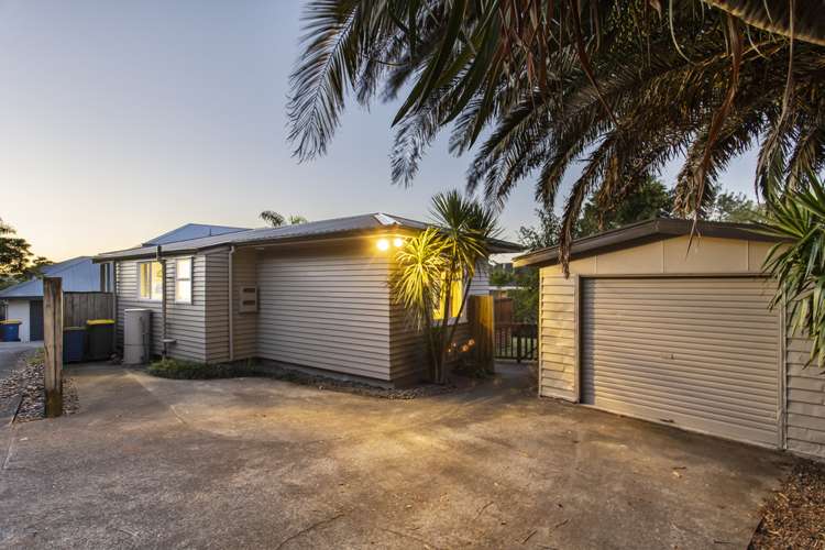 230b Te Atatu Road Te Atatu South_15