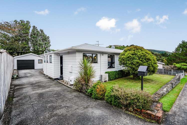 8 Drummond Crescent Kelson_1