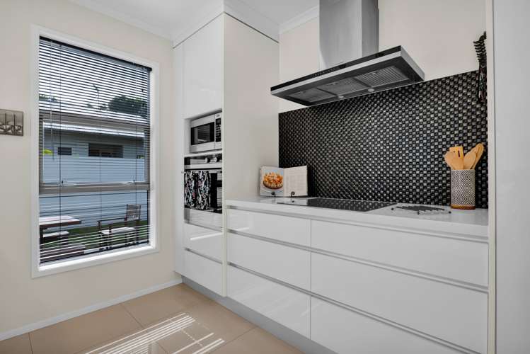 55 Pendarves Street New Plymouth Central_12