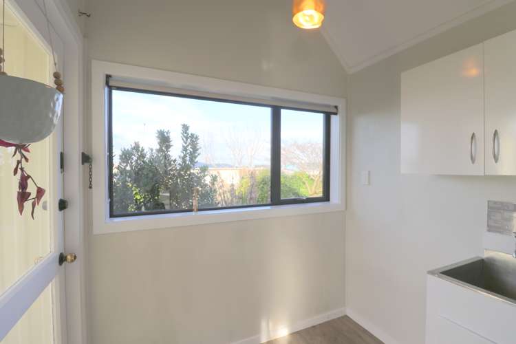 60 Arundel Crescent Strathern_17