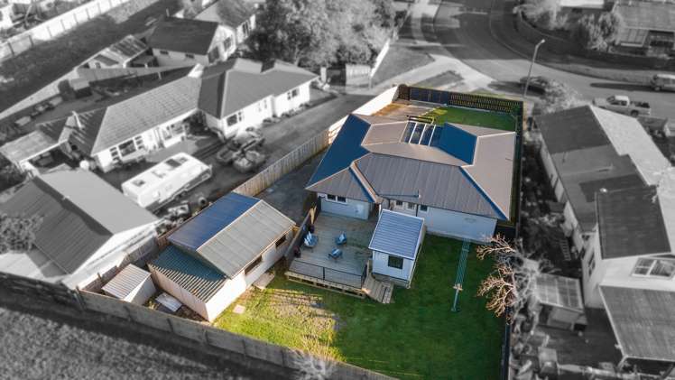 14 Wetherby Grove Wainuiomata_24