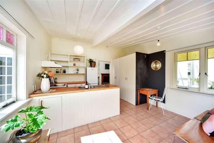 15 Owens Road Devonport_9