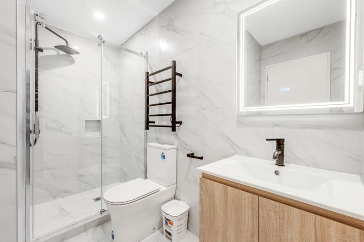 54 Whakatupu Road Flat Bush_11