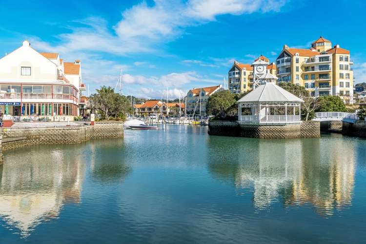 1 Laurie Southwick Parade Gulf Harbour_4