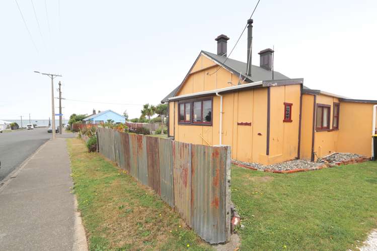 36 Athelney Street Bluff_22