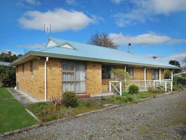 11 Mahupuku Street Greytown_1