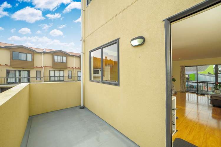 3/8 Margan Avenue New Lynn_2