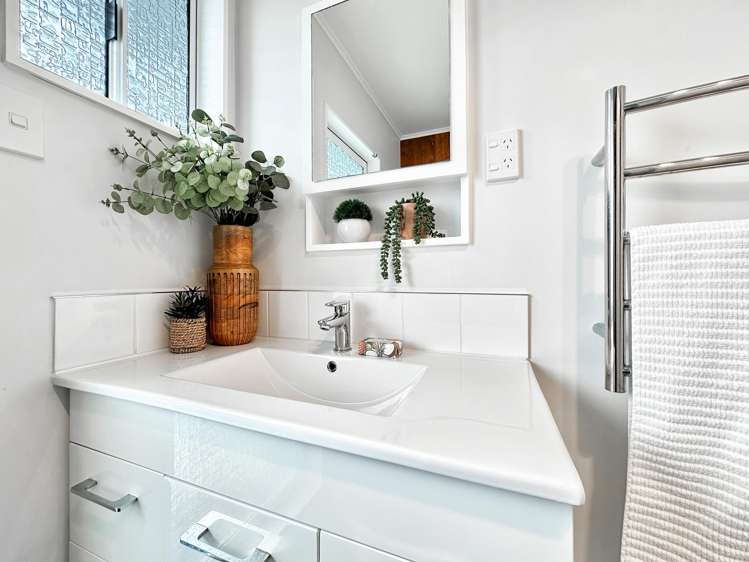 2/60 Kinloch Road Kinloch_8