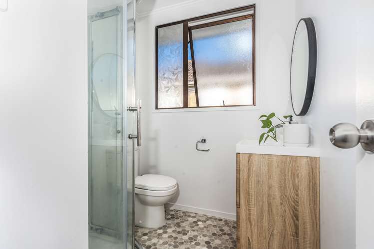 1/15 Blacklock Avenue Henderson_10