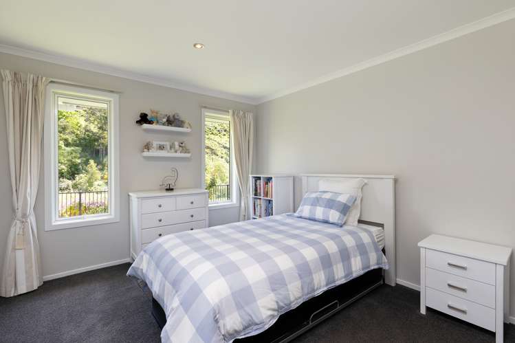 48 Sunningdale Drive Stoke_12