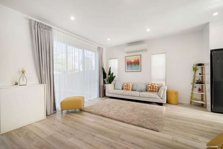 2 Airey Place Torbay_7