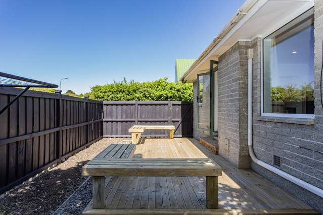 1/15 Winchester Street Merivale_3