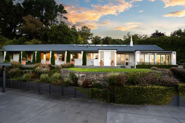 Warren & Mahoney Modernist Masterpiece