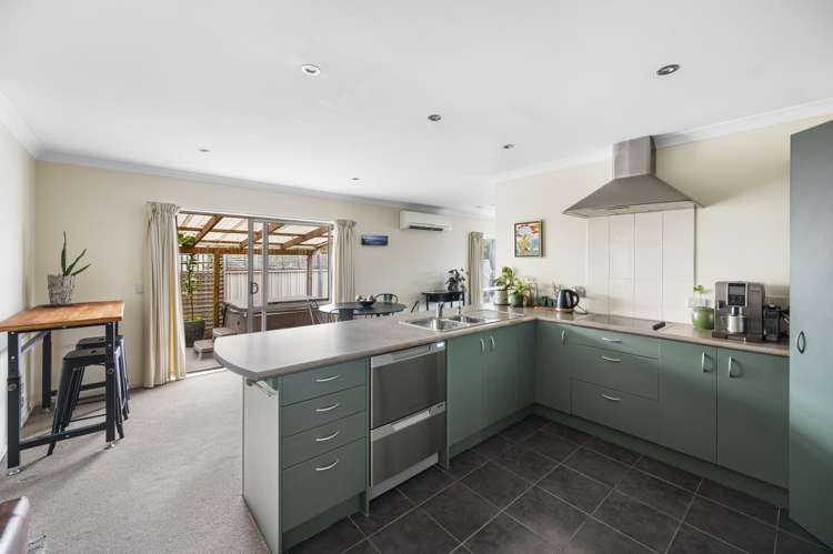 396 Southland Place Raureka_6