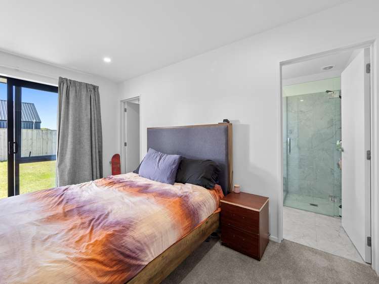 9 Vercoe Street Elgin_15