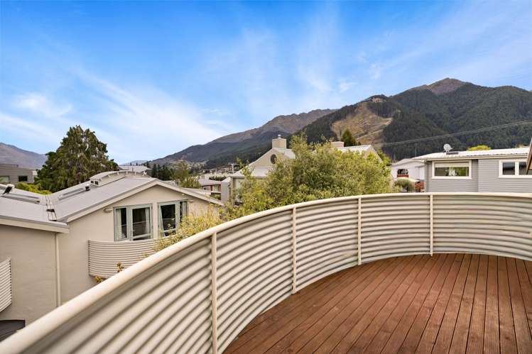28/A Hallenstein Street Queenstown_9