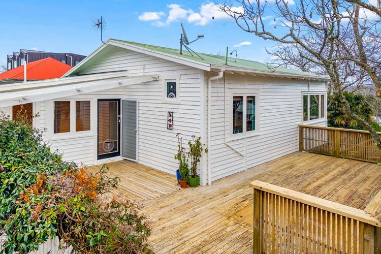 46 Newington Road Henderson_15