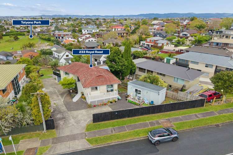 233 Royal Road Royal Heights_23