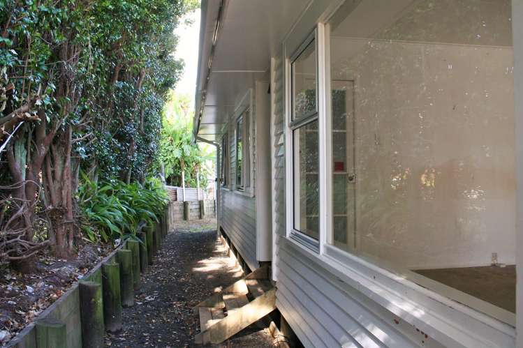 33c Farquhar Road Glendene_6