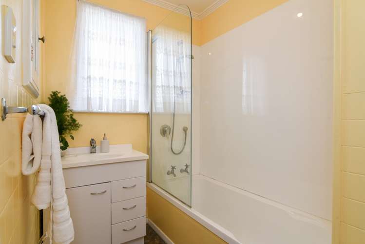 184 Highcliff Road Shiel Hill_10