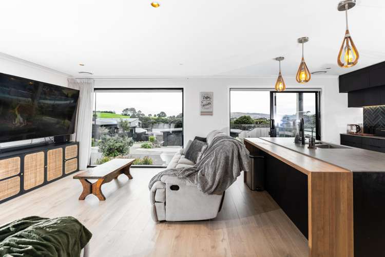 31 Omahina Street Raglan_6