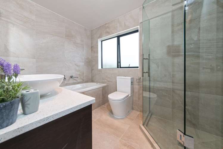 8 Dalwhinnie Parade Highland Park_16