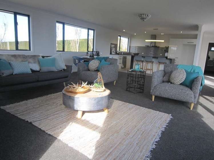 2 Lochern Rise Marchwiel_8