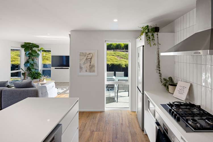13 Temepara Drive Temple View_9