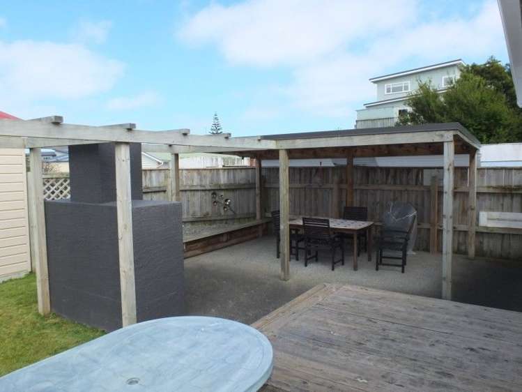 18 Roore Street Foxton Beach_17