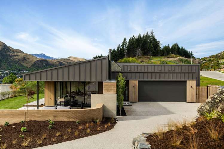 3 Spring Hill Road_0