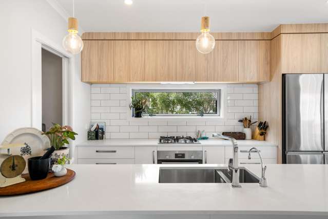 215A Ocean Road Whangamata_3