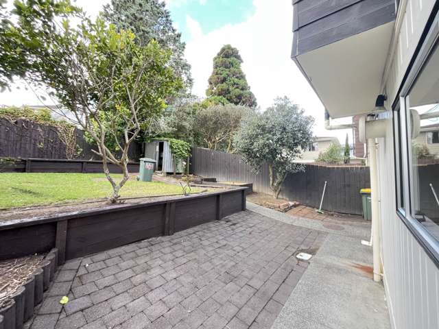9 Lambrown Drive Totara Vale_1