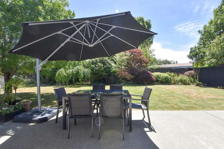 26 Deller Drive Carterton_24