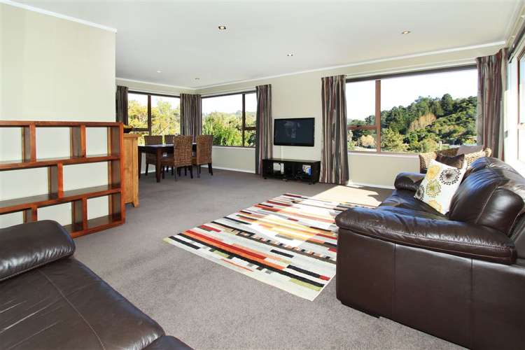 9 Ayton Drive Whitby_12