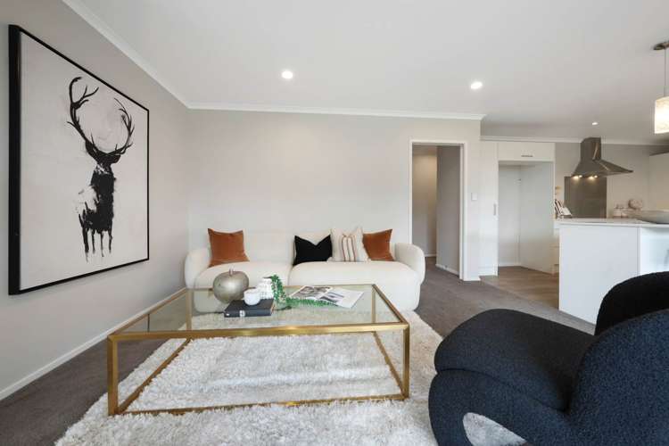 12 Isobel Road Greenhithe_11