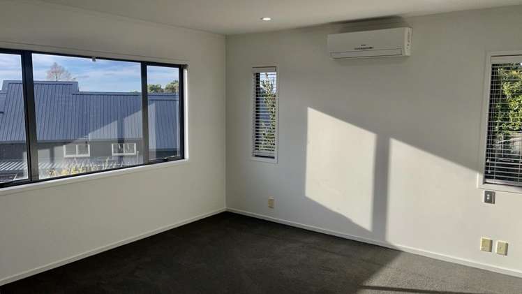 90B Pupuke Road Hillcrest_11