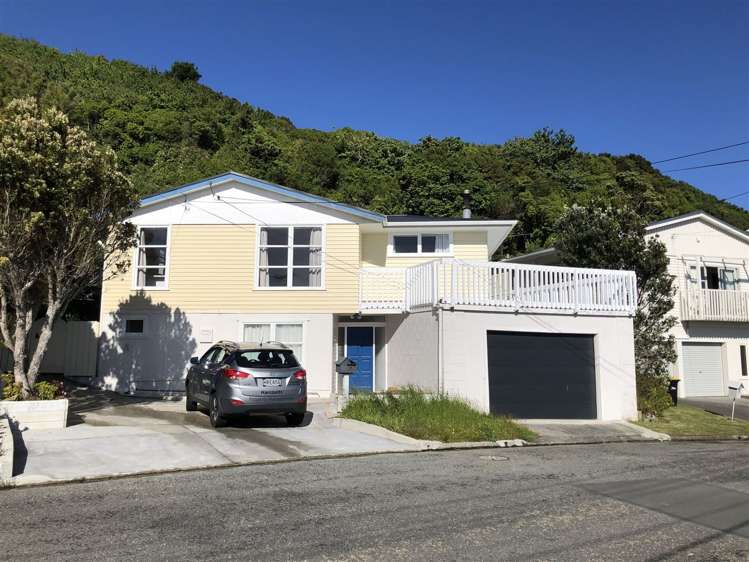 10 Voltaire Street Karori_0