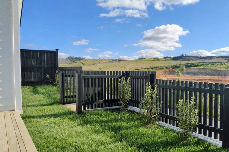 390 Te Taruna Drive Milldale_9