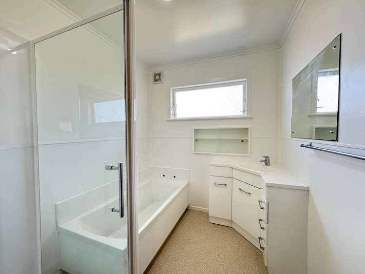 5 Viking Avenue Hillsborough_3