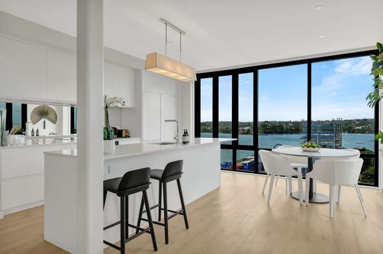 203/45 Hudson Bay Road Hobsonville_7